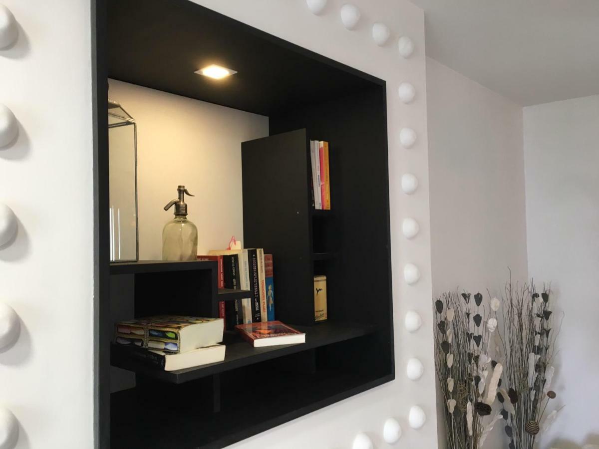 Passage Du Saumon Apartment Монришар Екстериор снимка